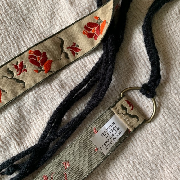 Vintage fabric tie belt with strings - Picture 3 of 4